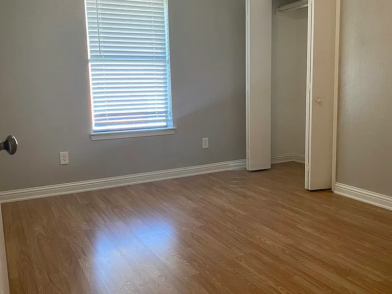 816 Betty Ct #B — Photo 5