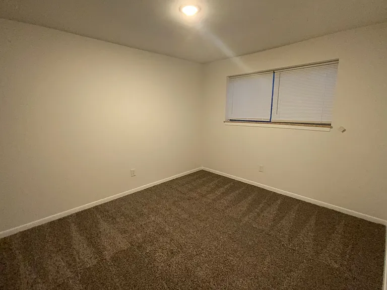 Library Place Apartments — Photo 16