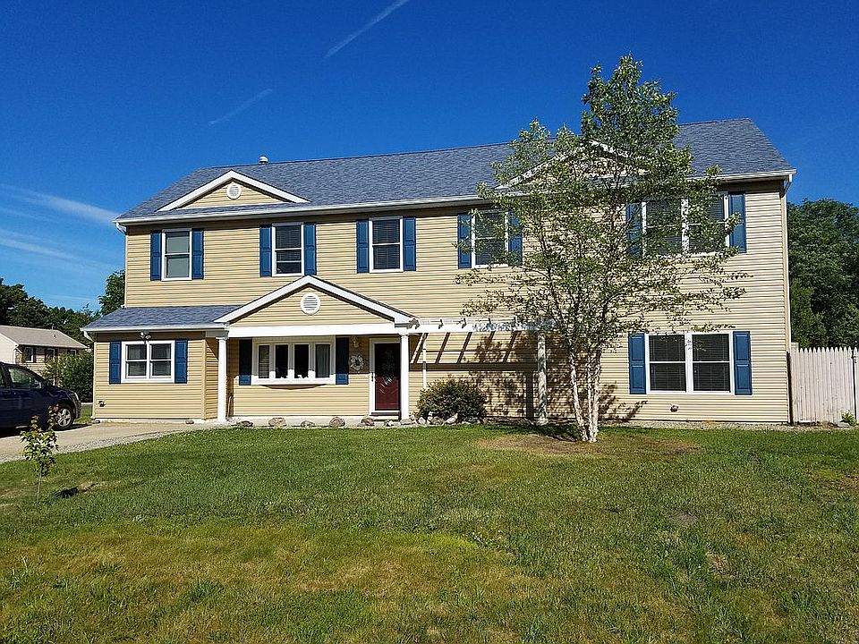 1st image of 338 Flaam St