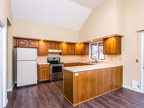2nd image of 5239 Trevino Dr