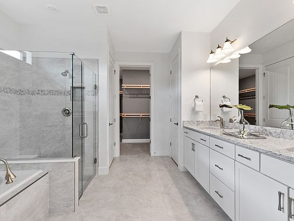 Owner s bathroom with walk-in closet