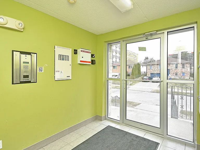261 Lester St #204-2 — Photo 5