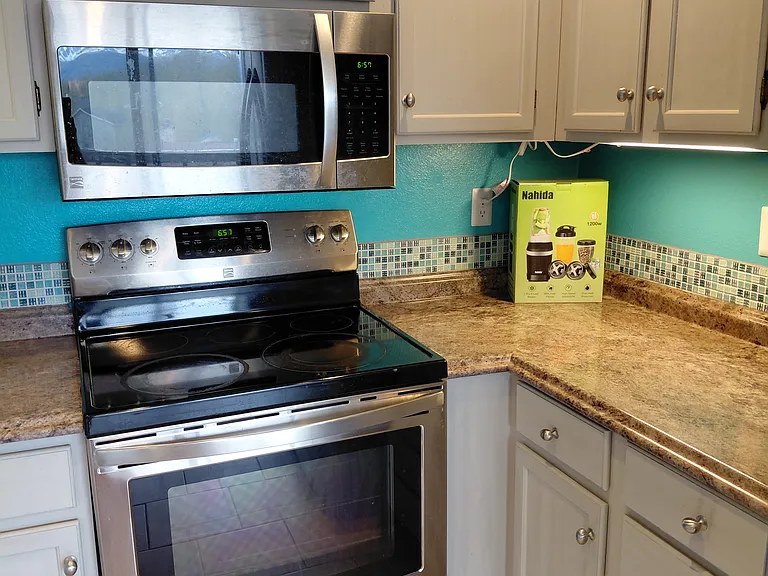 9221 Blackberry St #3 — Photo 11