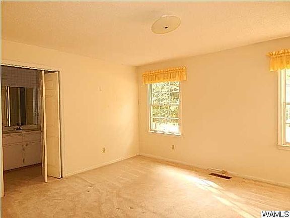 4th image of 16248 Tims Cir