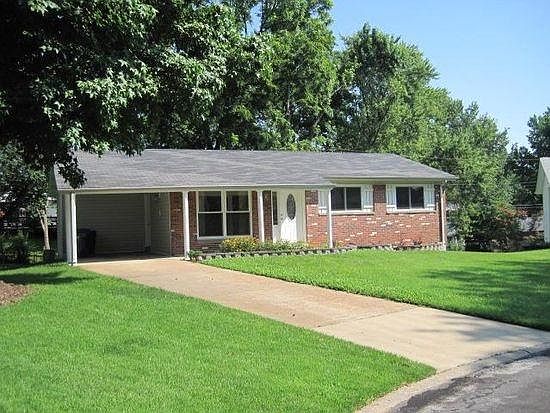 1st image of 47 Lori Cir