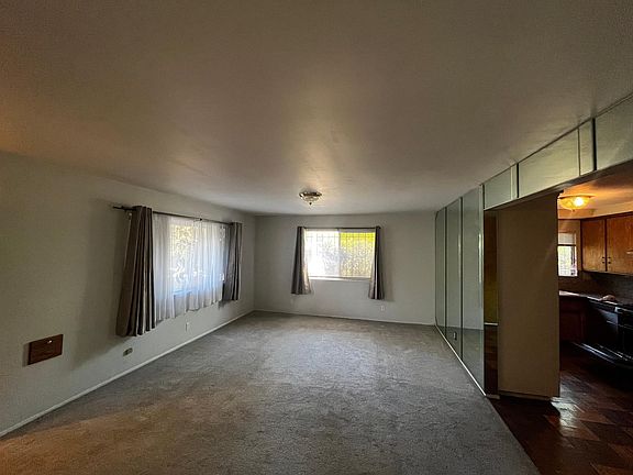 3rd image of 3360 E Sierra Madre Blvd