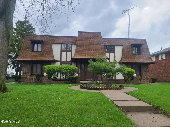 5544 Cresthaven Ln, Toledo, OH 43614