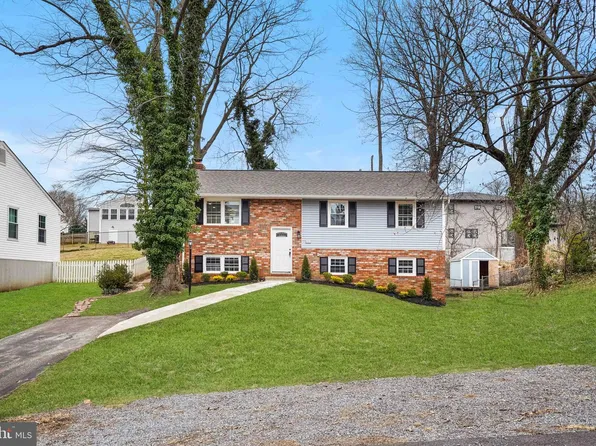 721 Fairway Dr, Annapolis, MD 21409