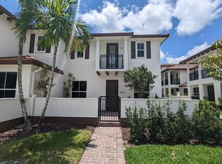 4652 Olympia Ct, Coconut Creek, FL 33073