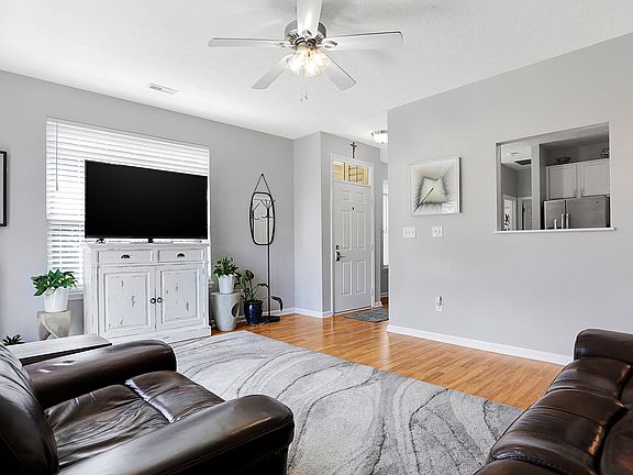 5th image of 7237 Wyatt Ln