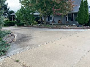 5113 Weckerly Rd, Monclova, OH 43542