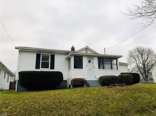385 Stanley Rd, Akron, OH 44312