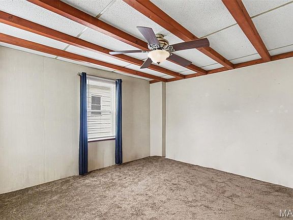 4th image of 412 State St