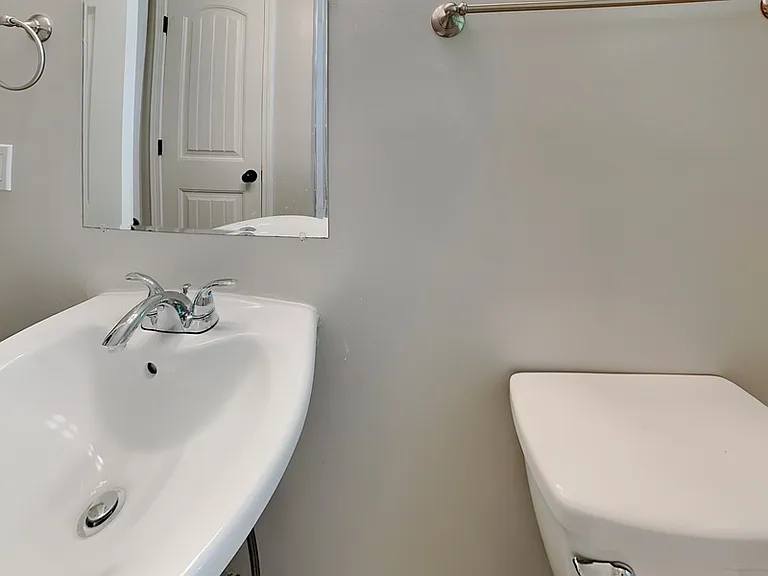 2875 3rd Ave SW #A — Photo 12