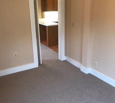 3rd image of 31 Bath Ave APT 2