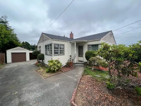 1724 John Hill Rd, Eureka, CA 95501