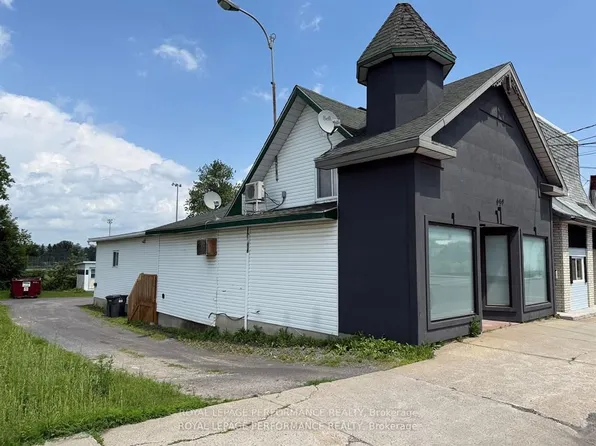659 Main St E, Hawkesbury, ON K6A 1B3