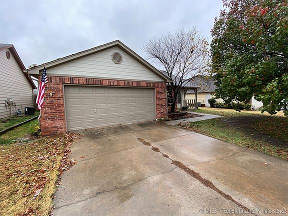 2nd image of 20348 E 41st Pl S