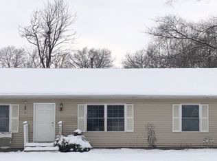 2081 Hoeft Dr, Commerce Township, MI 48390