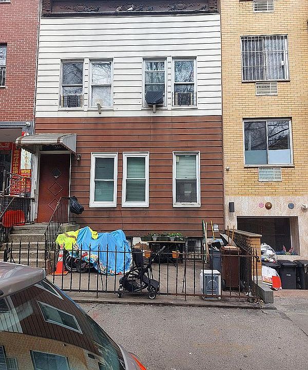 1st image of 727 53rd St