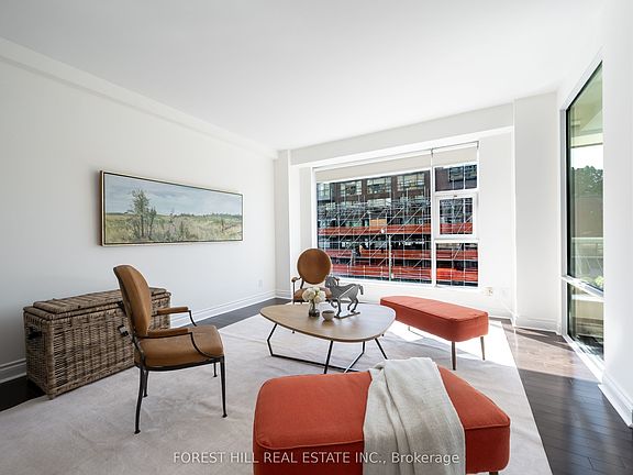 5th image of 77 Avenue Rd #215