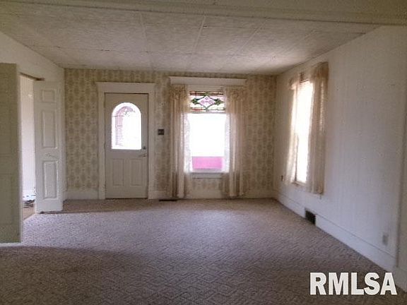 5th image of 1611 N Hoyt St