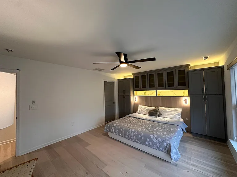 706 Denhoff Dr — Photo 44