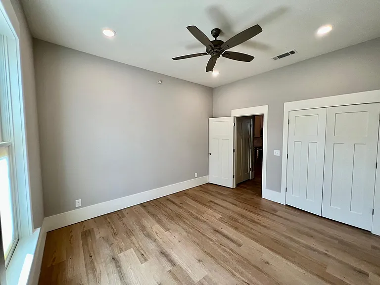 4134 N Swann St #4134 — Photo 9