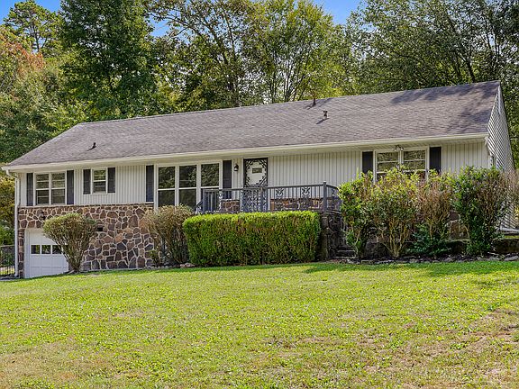 3rd image of 1510 S Seminole Dr