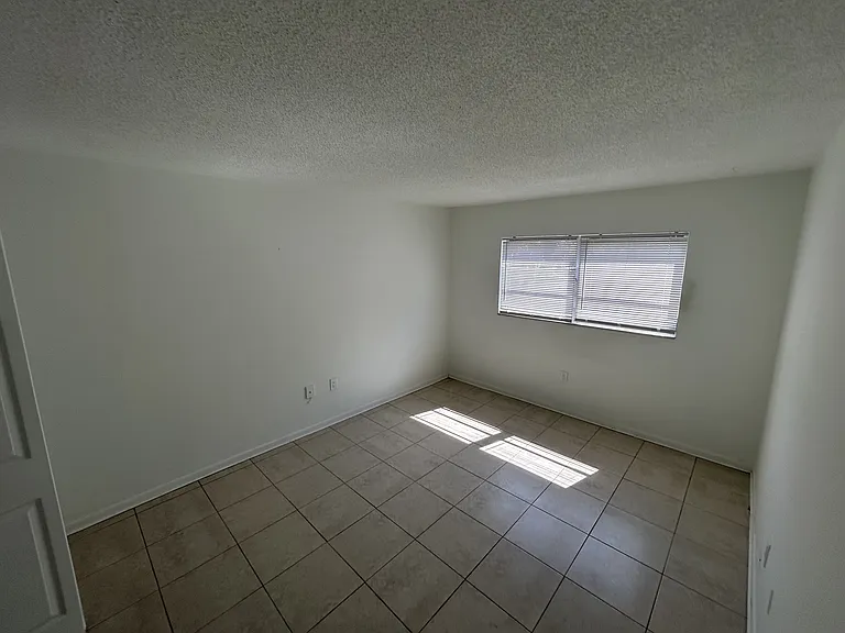 7029 Hibiscus Ave S #1 — Photo 9