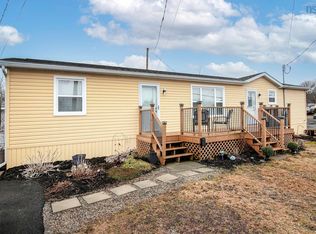 2 1st St, Halifax, NS B3T 1B1