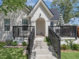 206 N Locust Ave, Fayetteville, AR 72701