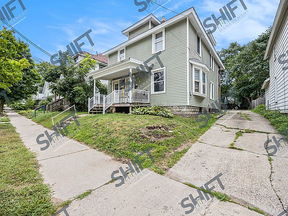 2nd image of 218 Page St NE #2