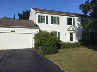 300 Churchill Ct, Dundee, IL