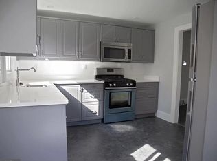 232 Willow Ave, Wayne, PA 19087