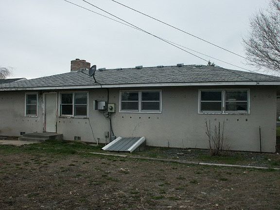 2nd image of 811 S Evergreen Dr