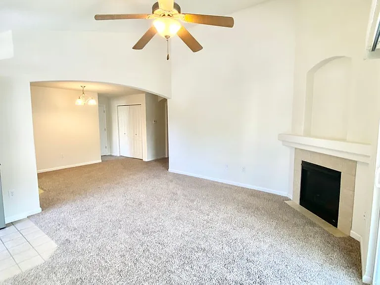 4775 Hahns Peak Dr #204 — Photo 2