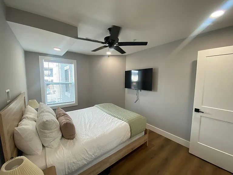 2209 Highland Ave — Photo 41