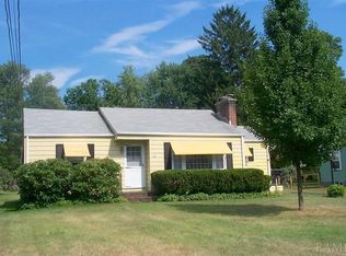 64 Garden St, Hyde Park, NY 12538
