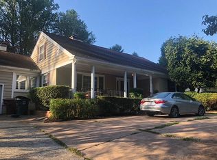 833 W Cornwallis Dr, Greensboro, NC 27408