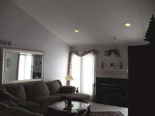 2nd image of 48723 Farah Dr