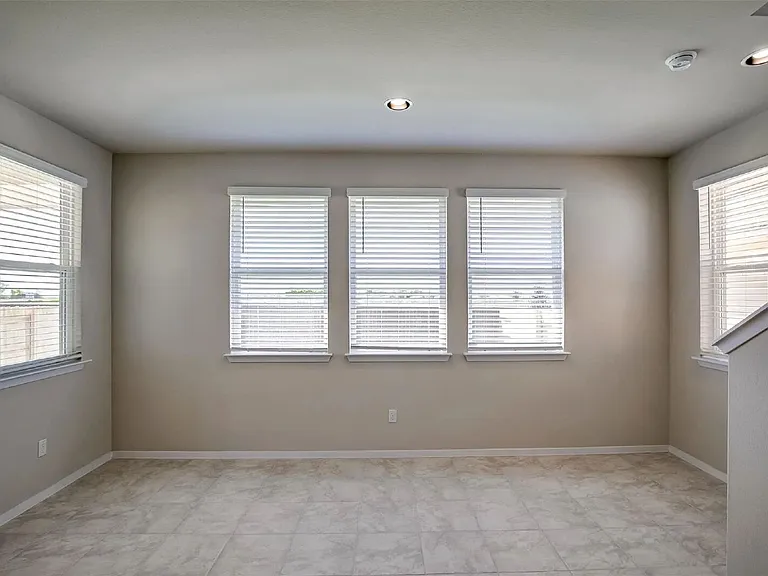 262 Delta Crst — Photo 11