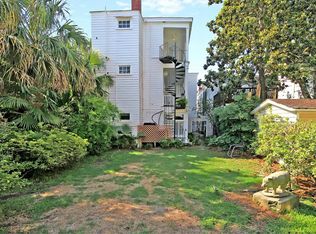 158 Wentworth St APT 1, Charleston, SC 29401