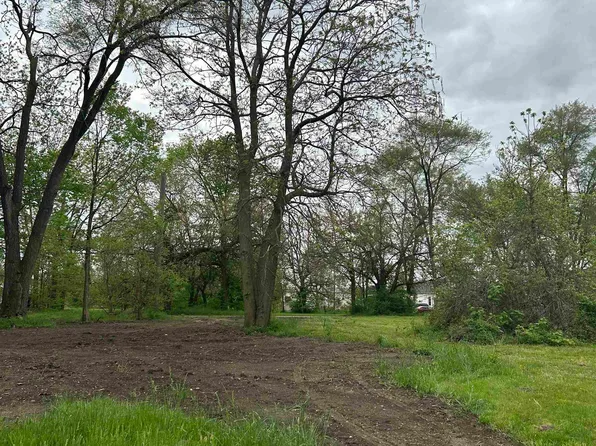 723 Hoose Ct, South Bend, IN 46601