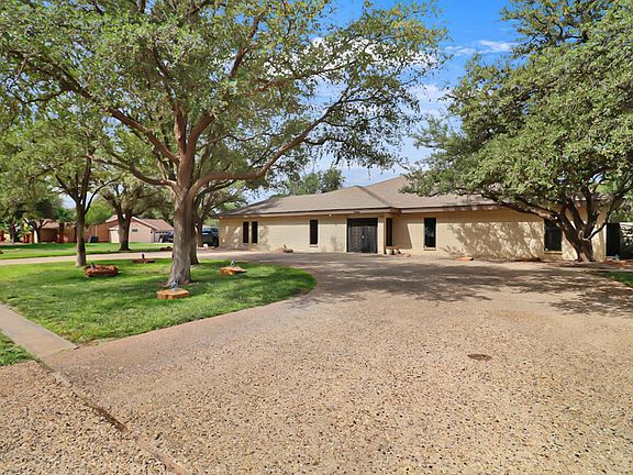 2nd image of 2901 Deering Dr