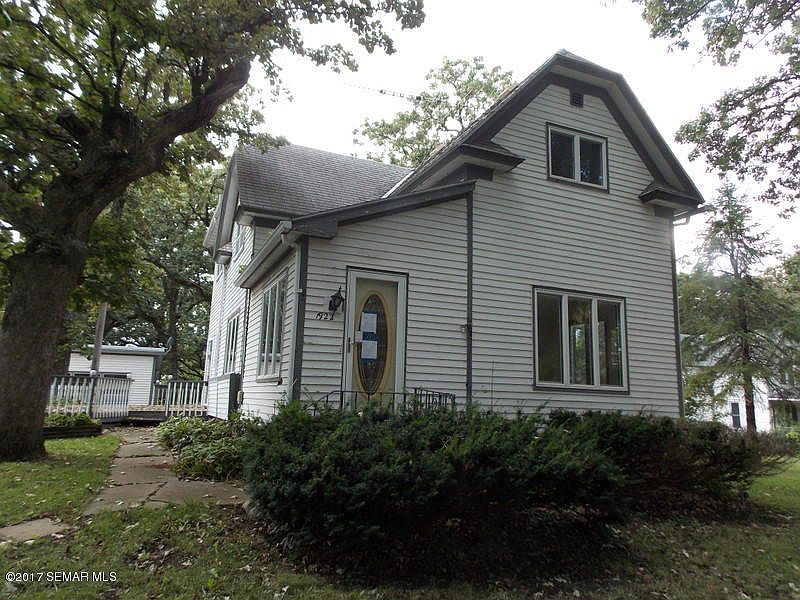 1st image of 1922 S Broadway Ave