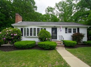 161 Mishawum Rd, Woburn, MA 01801