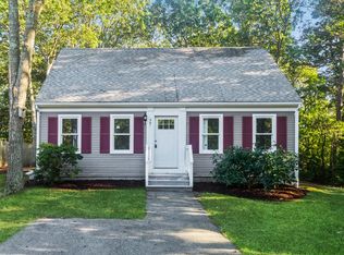 461 Bishops Ter, Barnstable, MA 02630