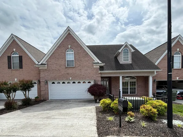 1111 Creekside Village Way, Seymour, TN 37865