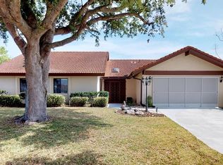 27 Christopher Ct N, Palm Coast, FL 32137